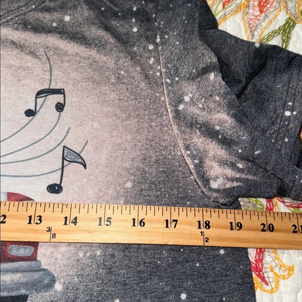 GILDAN women’s medium Grease You’re the One that I want graphic short sleeve t - Picture 5 of 11